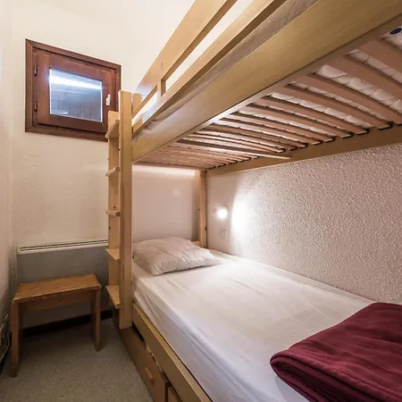Confortable Proche Pistes Et Commerces Avec Balcon, Le - Fr-1-502-428 *